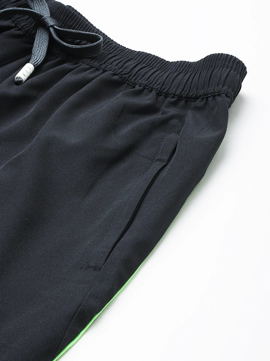 NS Lycra 150 GSM Men Piping Shorts