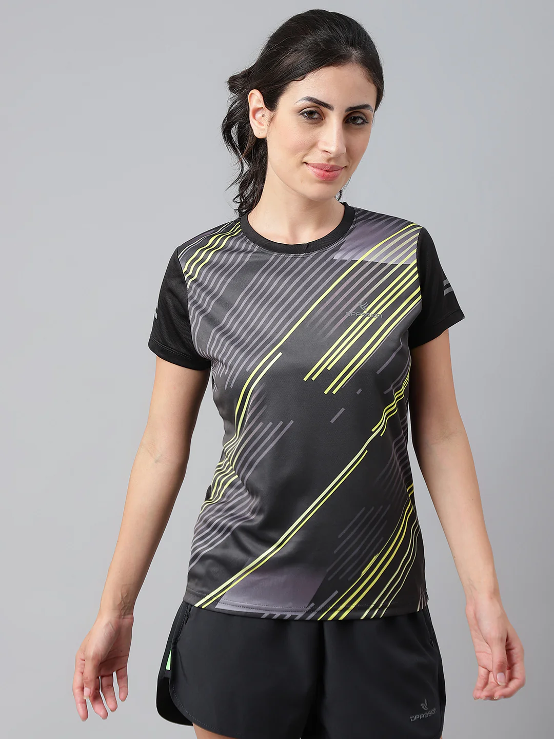 Dpassion Women Printed Training T-Shirt & Shorts Activewear Set