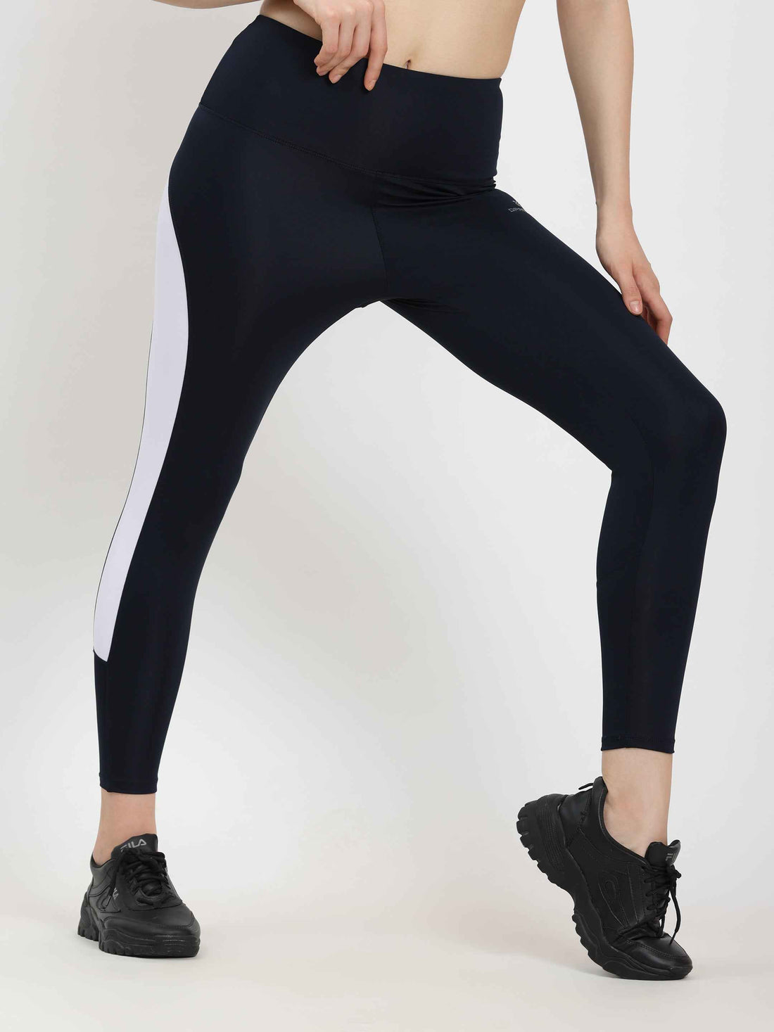 Dpassion SculptFit High-Waist Contrast Panel Leggings