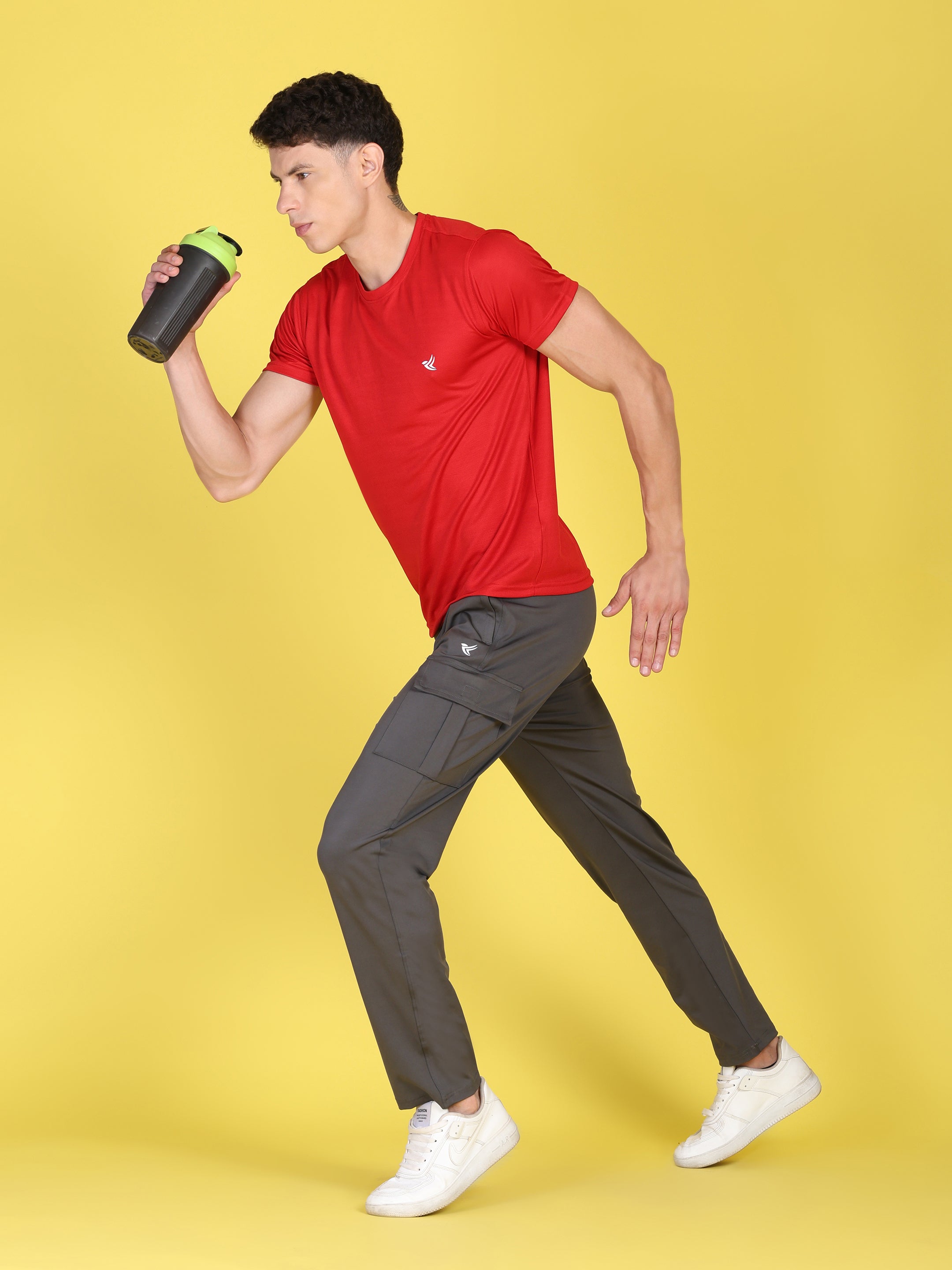 Men's Hyper-Motion Cargo Track Pants – 4-Way Stretch Engineered for Peak Performance