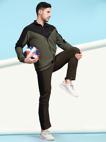 Men's Athletic Tracksuit with Breathable Mesh Lining