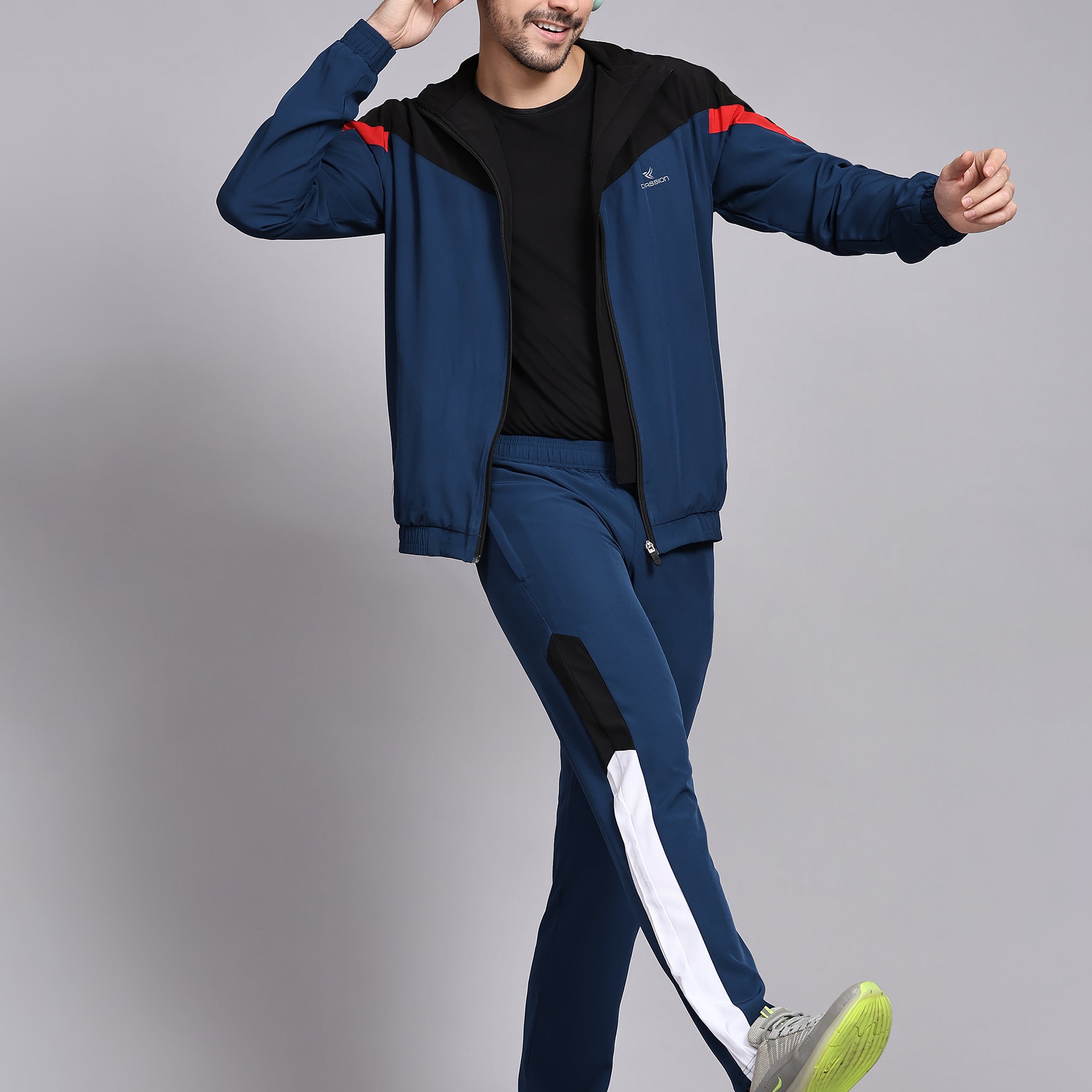 Colourblocked Polyester Regular fit Track Suit for Men