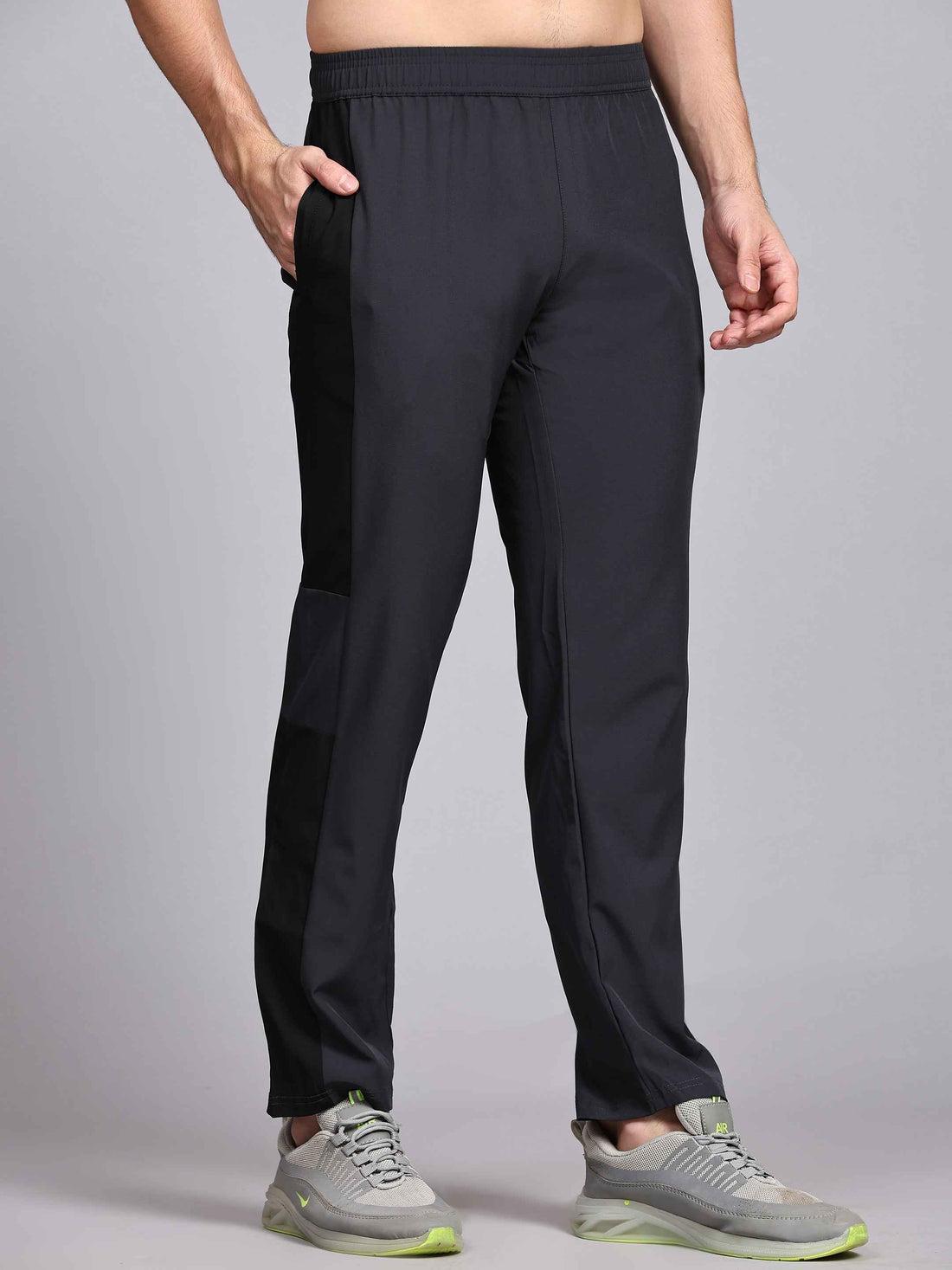 Dpassion Men's Stretch Workout Pants for Optimal Performance in Gym Activewear