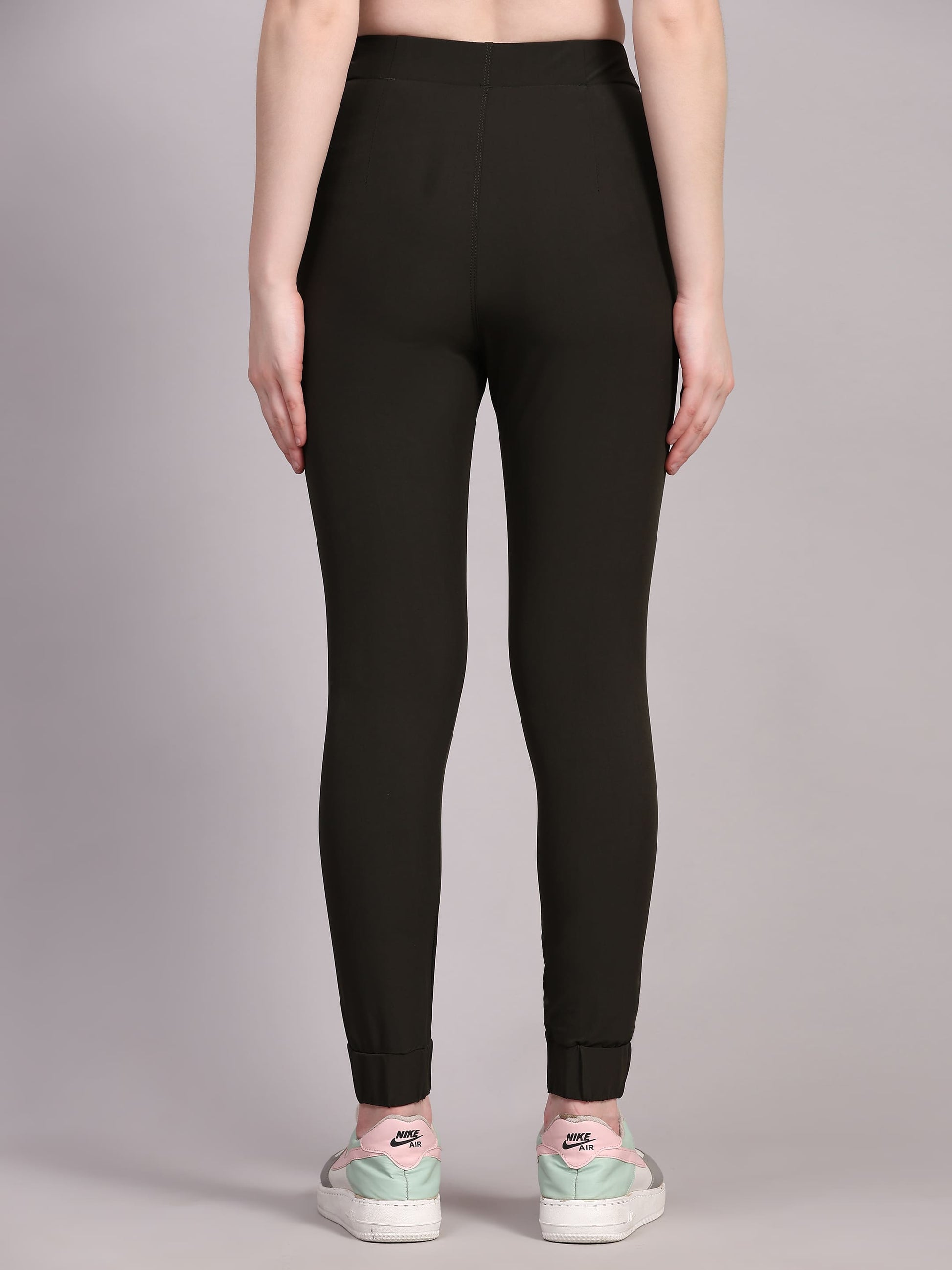 Dpassion Women Sculpt Fit Black Performance Jogger Pants - Dpassion