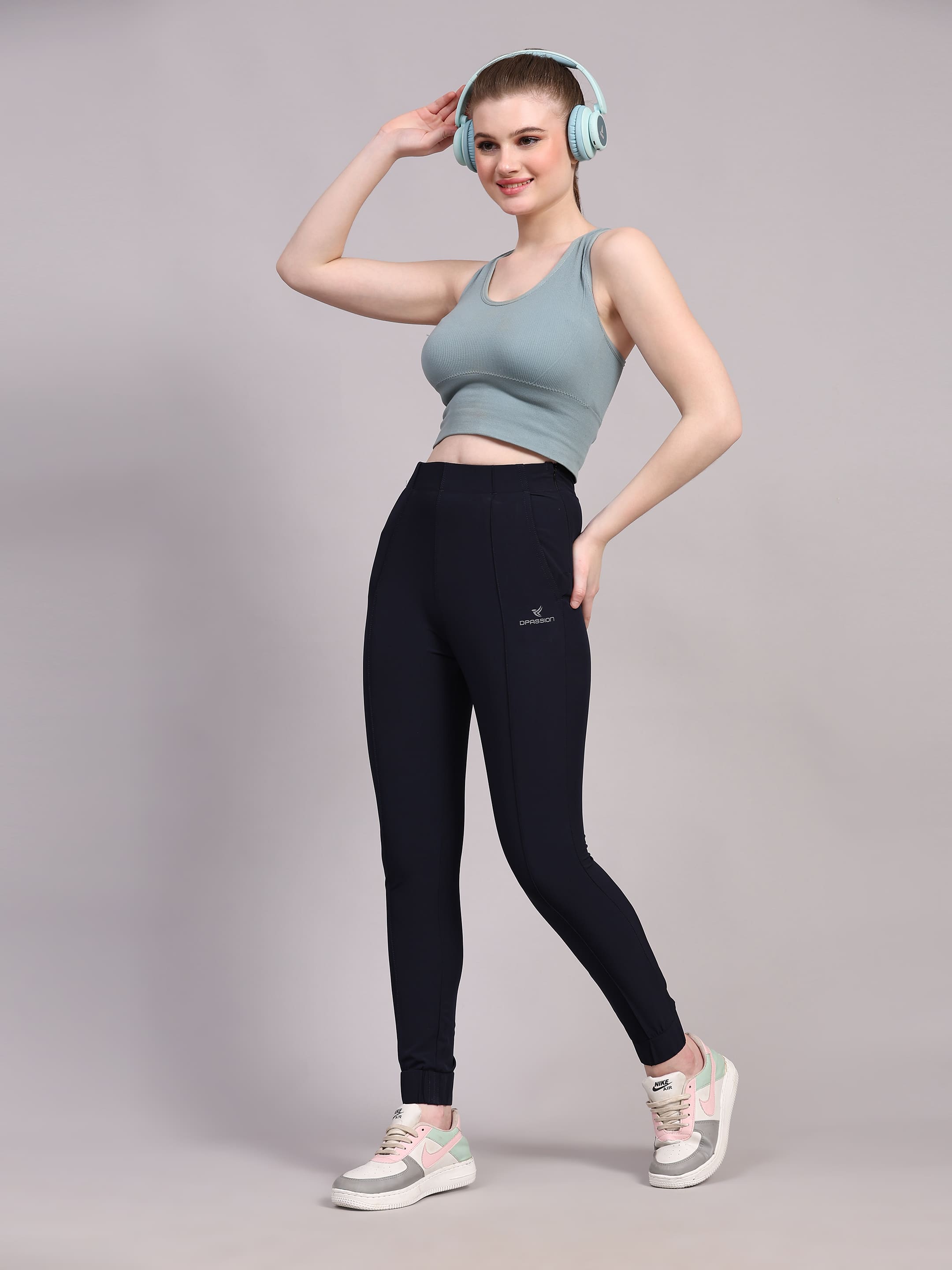 Dpassion Women Sculpt Fit Navy Performance Jogger Pants - Dpassion