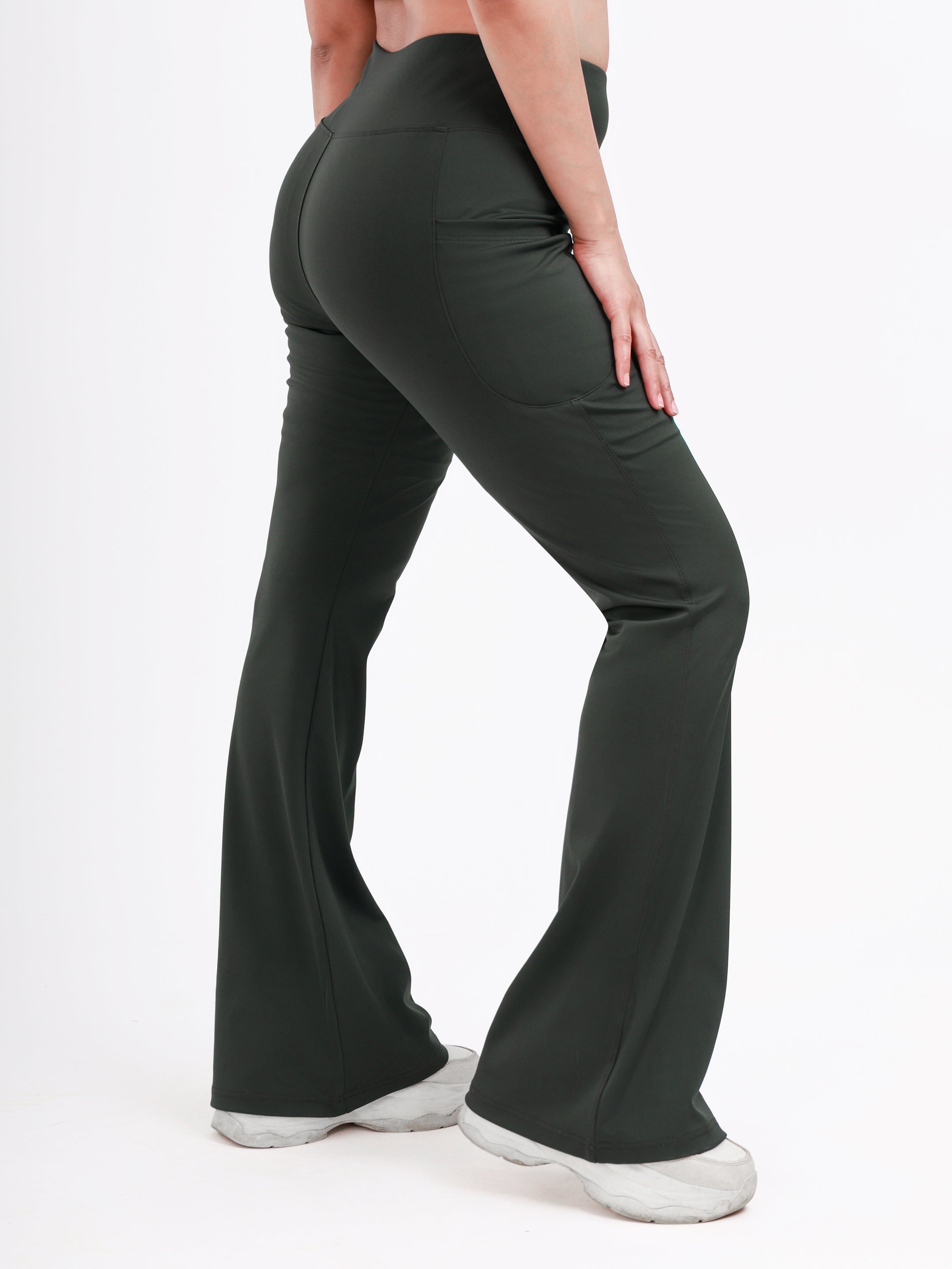 Dpassion AeroFlex Performance T-Shirt & Flare Pants Set