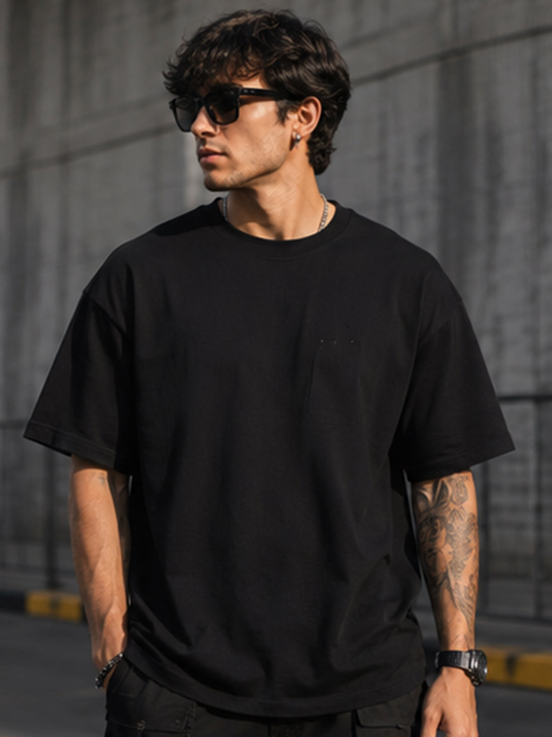 Men's Oversized Drop Shoulder T-Shirt | Pure Cotton Activewear Round Neck Streetwear Tee (Black)