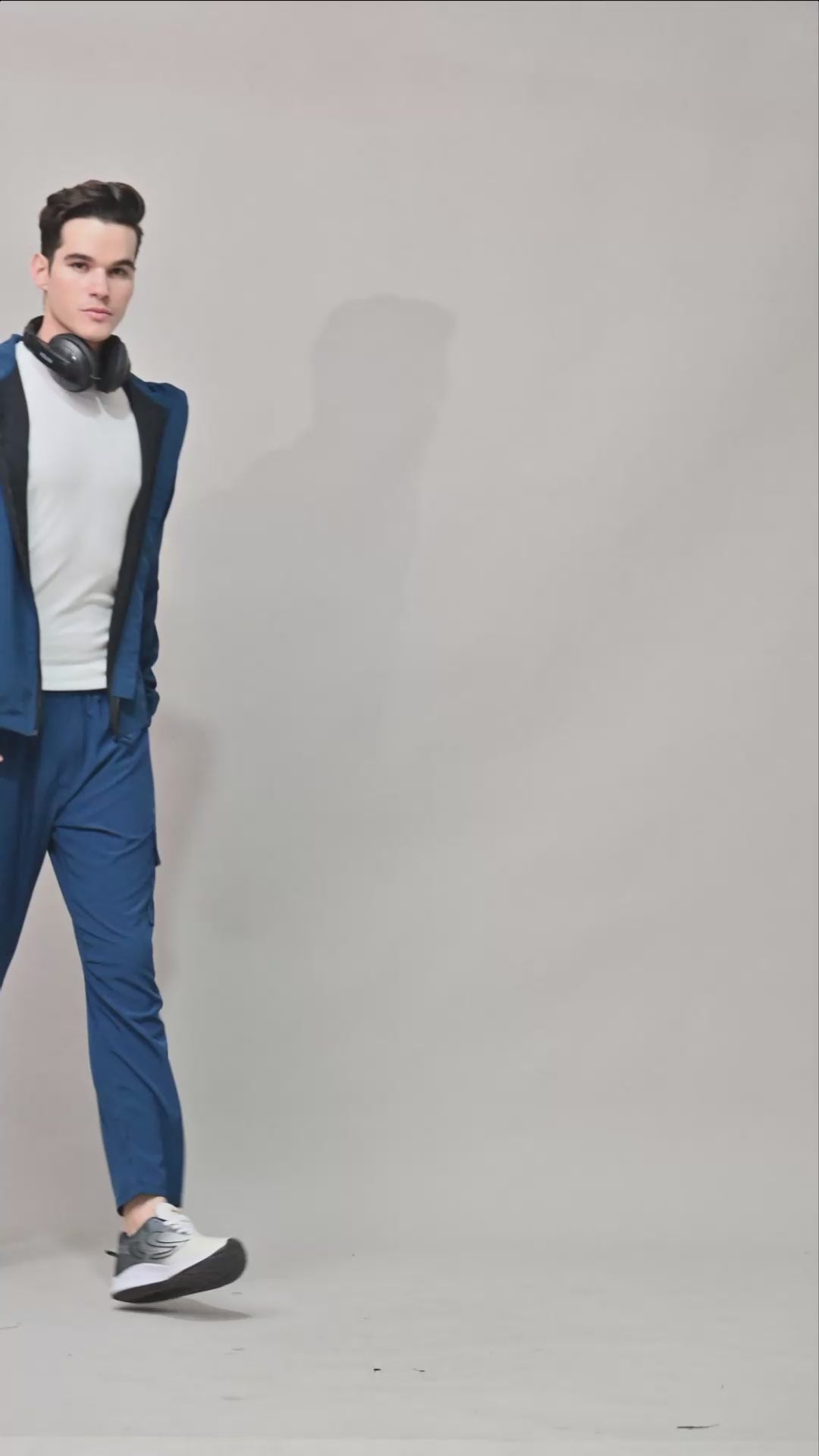 Men's Athletic Tracksuit Set - Sports Jacket & Cargo Pants